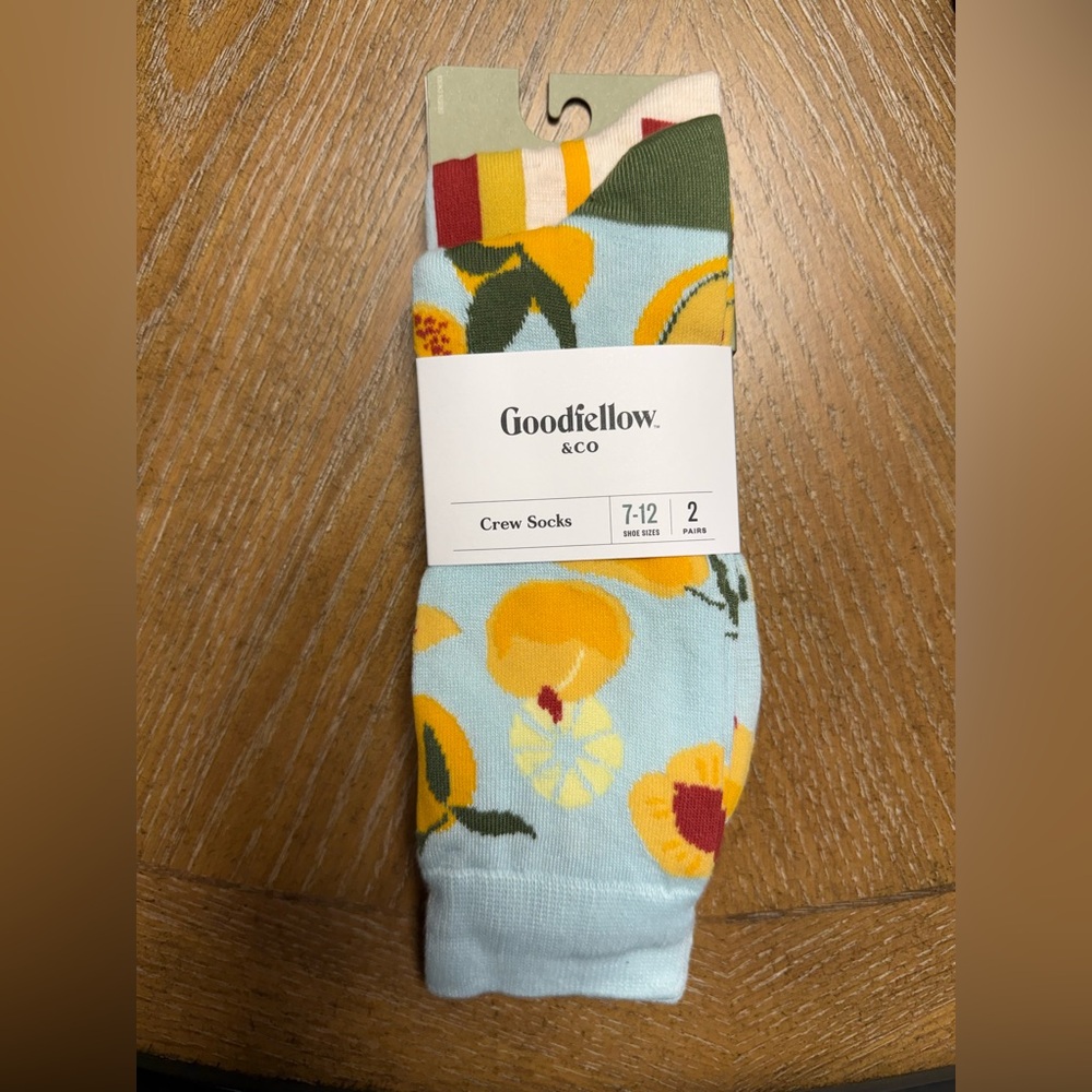 Goodfellow & Co Men's Floral Crew Socks - Light Blue and Yellow